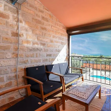 别墅 Ivana Zadarvillas Lisicici