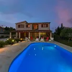 Ivana Zadarvillas Lisicici