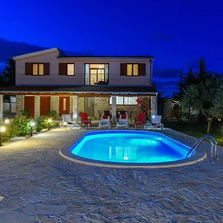 Ivana Zadarvillas Villa *