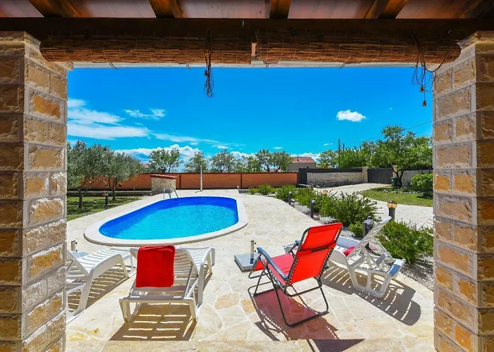 Vila Ivana Zadarvillas *